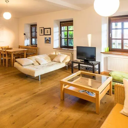 Altes Schulhaus Greising Deggendorf